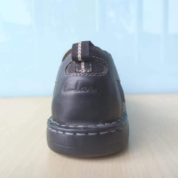 CLARKS MEN'S LAMBETH LOAFER / SLIP ON - Picture 3 of 6